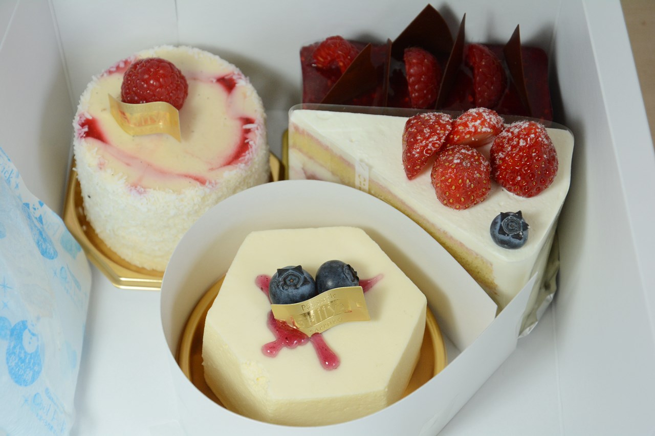 Patisserie Shiiya Toko Kue Populer Di Sapporo パティスリーシイヤのケーキ4種類 Japan Indonesia Blog