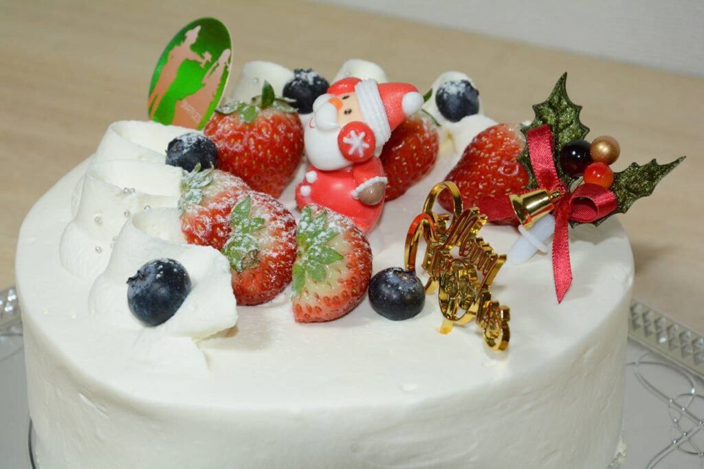 今年のクリスマスケーキはこれ 函館スナッフルス いちごデコレーション Christmas Cake Snaffles Strawberry Decoration Japan Indonesia Blog