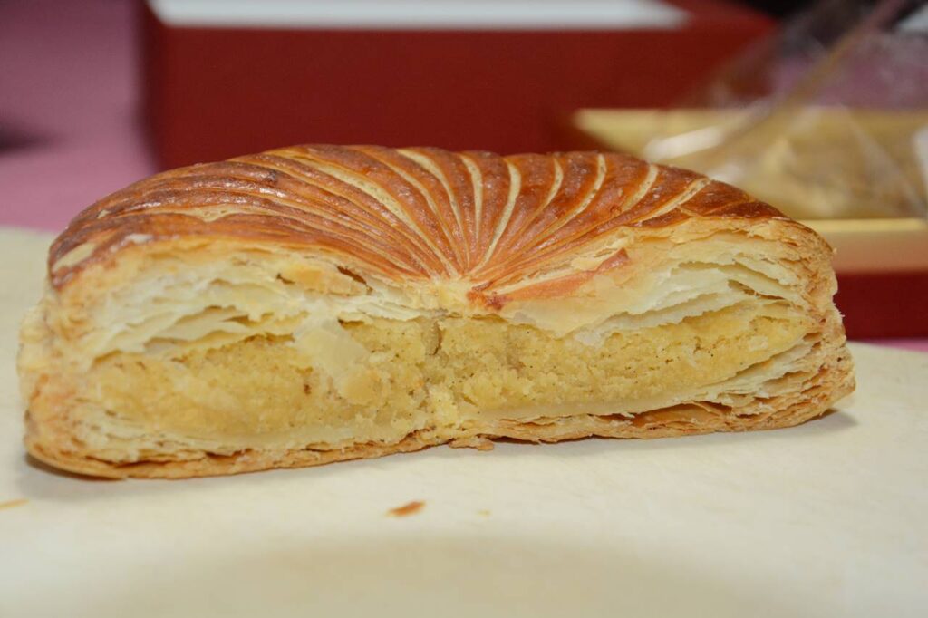 ガレットデロワ Japan Indonesia Blog