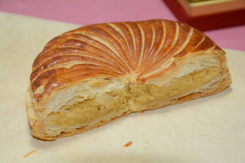 ガレットデロワ Japan Indonesia Blog